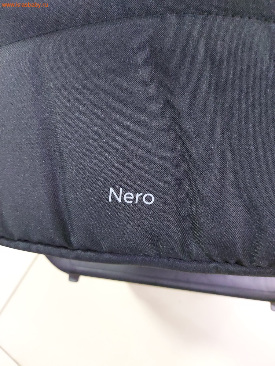   CARRELLO NERO (,  4)