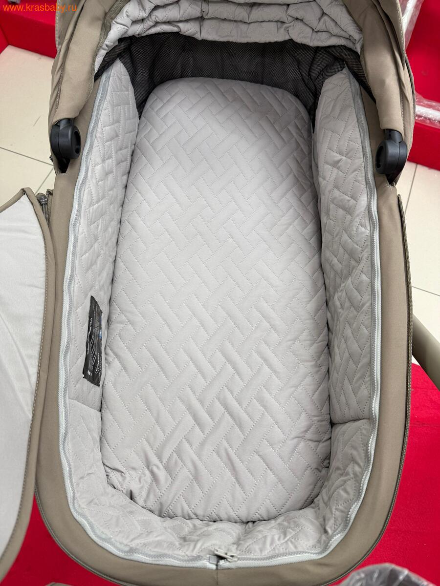   CARRELLO ULTRA 2025 ( 2  1) (,  10)
