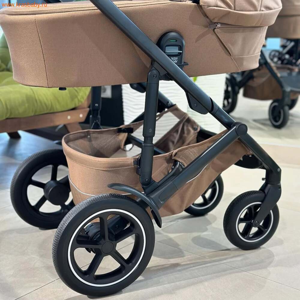 Коляска модульная BRITAX ROEMER SMILE 5Z LUX ( 3 в 1 ) (вид 18) Коляска модульная BRITAX ROEMER SMILE 5Z LUX ( 3 в 1 ) (фото, вид 18)