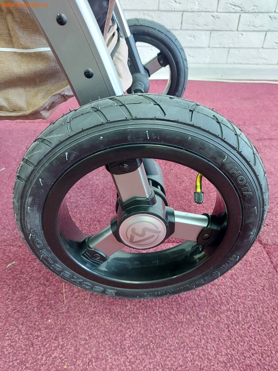 Коляска-трансформер LUXMOM 600G 3 в 1 (пневмо колеса) (вид 11) Коляска-трансформер LUXMOM 600G 3 в 1 (пневмо колеса) (фото, вид 11)