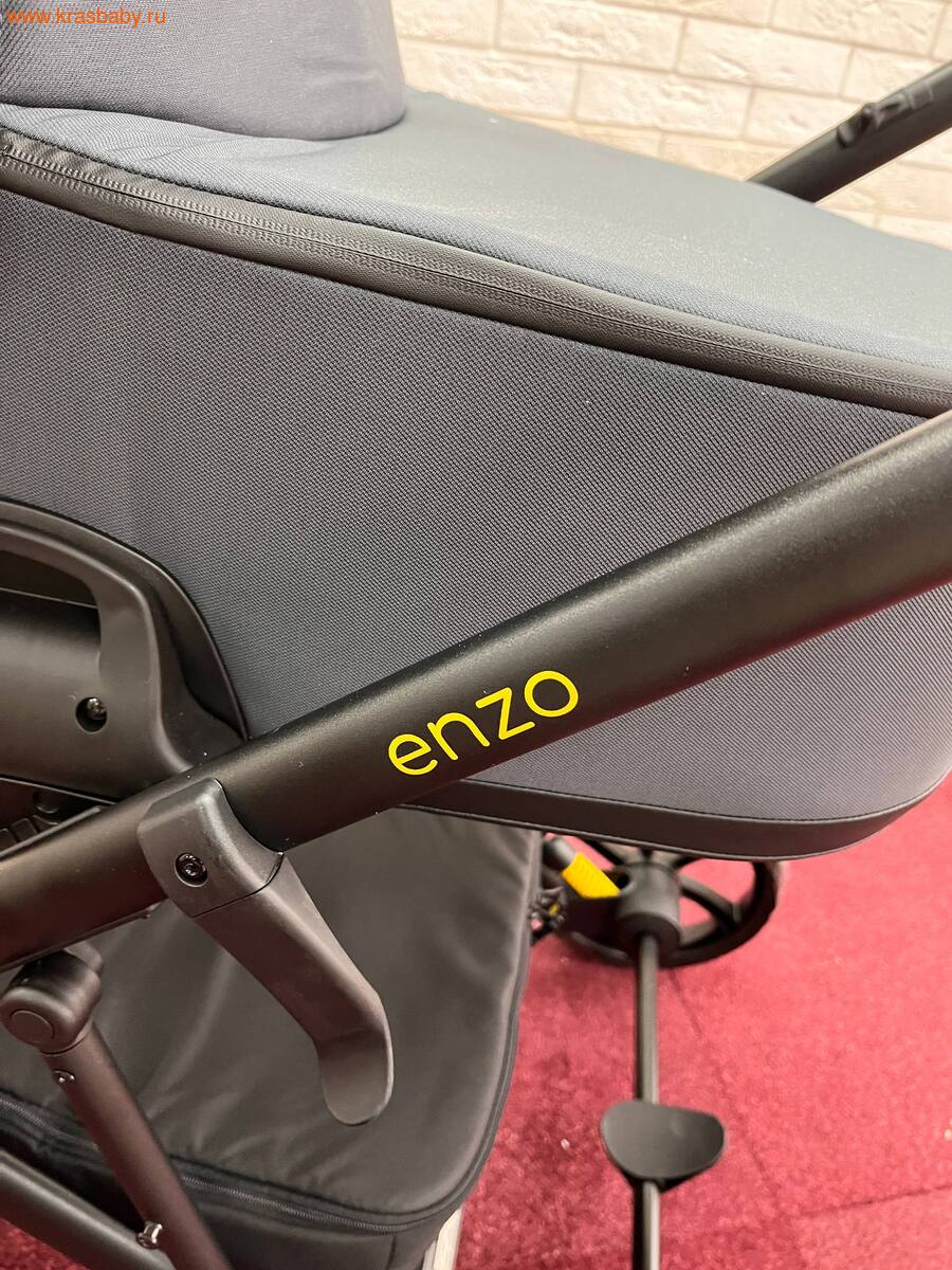 Коляска модульная TUTIS ENZO 2 в 1 (вид 2) Коляска модульная TUTIS ENZO 2 в 1 (фото, вид 2)